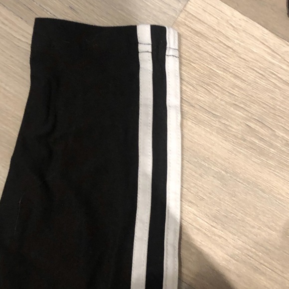 Side Stripe Legging - Picture 3 of 4